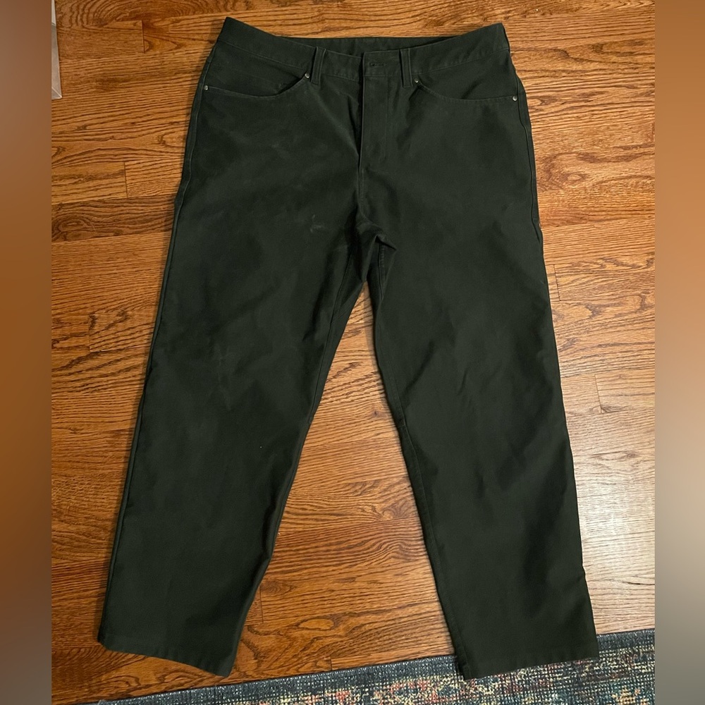 Lululemon athletica Men's Dark Forest Green Chinos